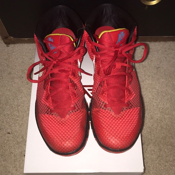 nike kyrie 1 deceptive red